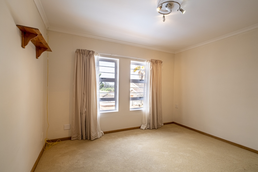 5 Bedroom Property for Sale in Vanes Estate Eastern Cape